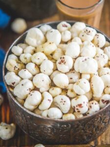 Benefits of Fox Nuts: सेहतमंद जीवन के लिए कितना जरूरी है मखाना, जाने फायदे