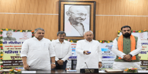 CM नीतीश ने ‘महिला संवाद’ का किया शुभारंभ, जागरूकता वाहनों को हरी झंडी दिखाकर किया रवाना