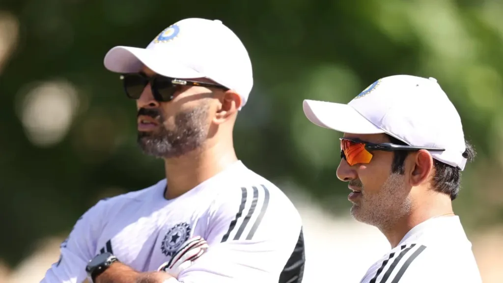 1397466 Gautam Gambhir with Abhishek Nayar g
