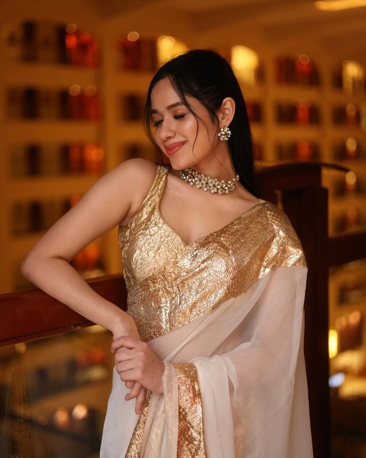 1399026 Jannat Zubair 6