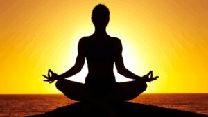 योग की शक्ति: जीवनशैली में स्वास्थ्य और शांति का समन्वय