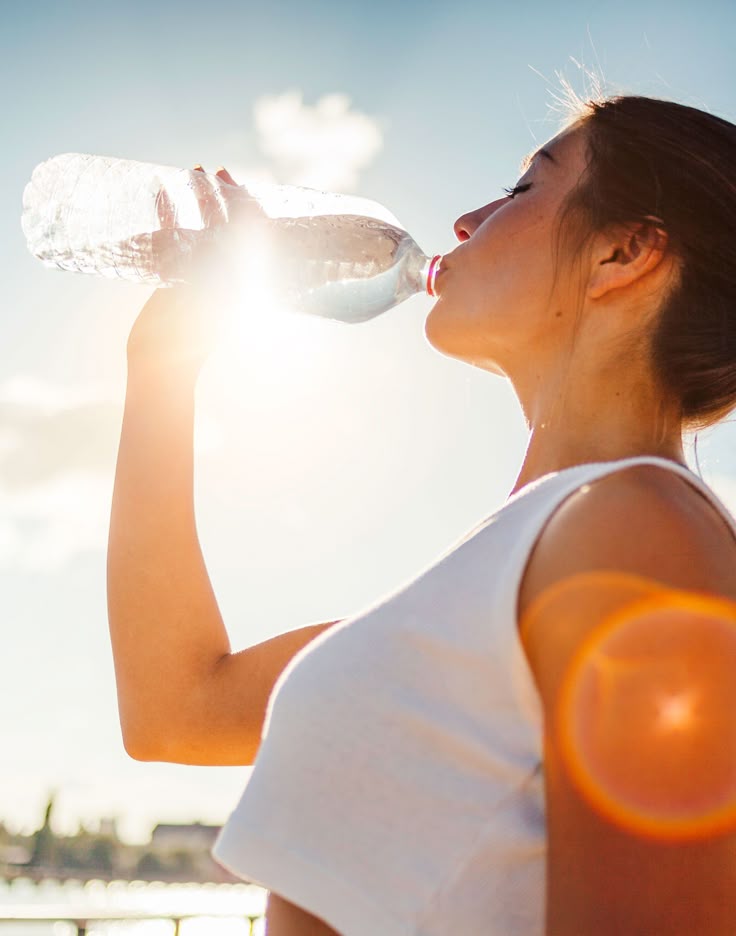 1399510 Drinking less water