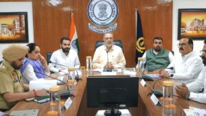 Punjab: नशा मुक्ति अभियान पर मंत्री बलबीर सिंह ने बठिंडा में विधायकों संग की चर्चा
