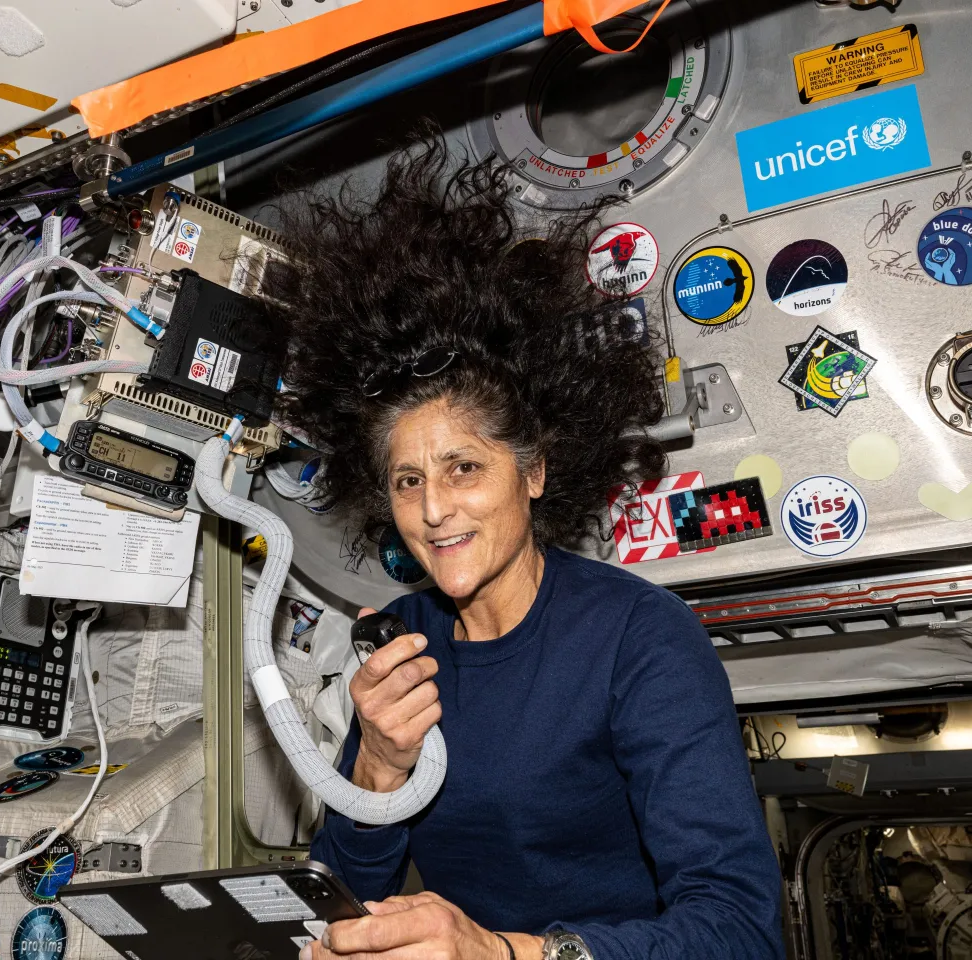 1399703 Sunita Williams