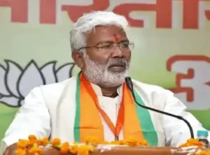 Uttar Pradesh: मंत्री स्वतंत्र देव सिंह ने Banda में 35 परियोजनाओं का किया लोकार्पण और शिलान्यास