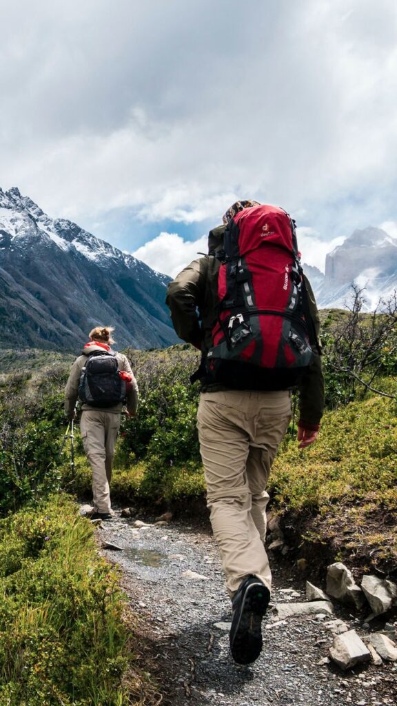 1400838 Trekking