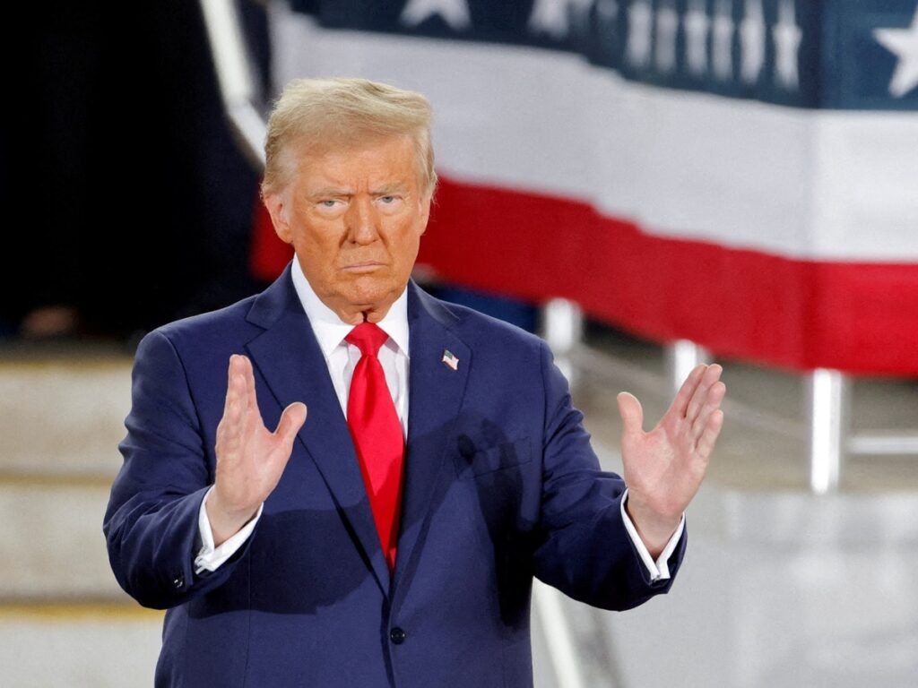 1401340 TRUMP MEDIA STOCKS SALE 017311188666681731118897528