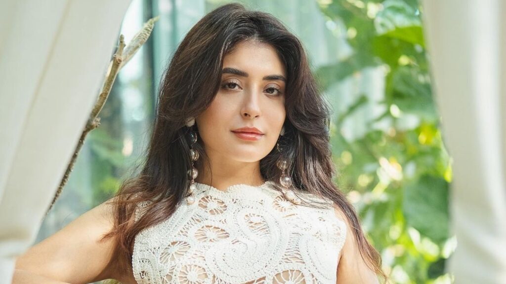 1401503 Kritika Kamra