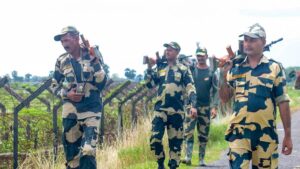 जम्मू-कश्मीर में सीमा पर घुसपैठ विफल, BSF सतर्क