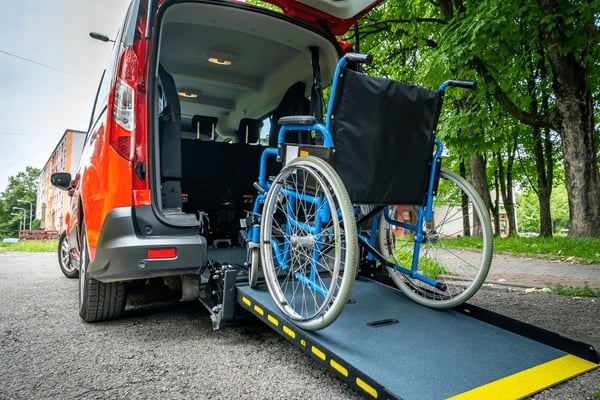 1401723 car adapted transporting people wheelchair 600nw 2070693992