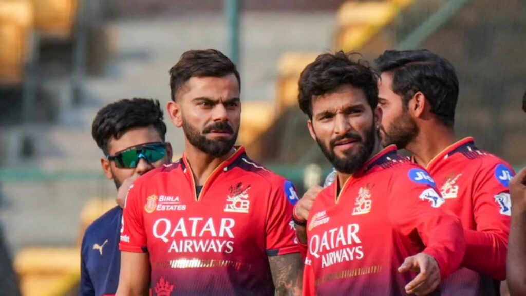 1401780 Rajat Patidar with Virat Kohli 3