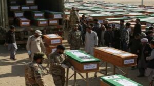 Pakistan: क्वेटा में BLA समर्थकों का प्रदर्शन, Train हाइजैक करने वाले आतंकियों के शव लेकर भागे