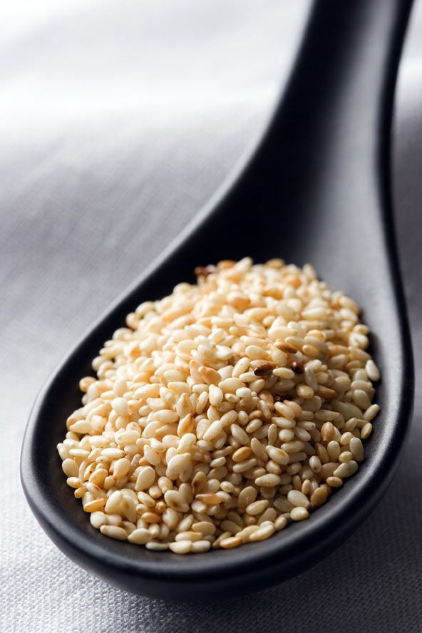 1402046 10 Reasons to Eat Sesame Seeds Today