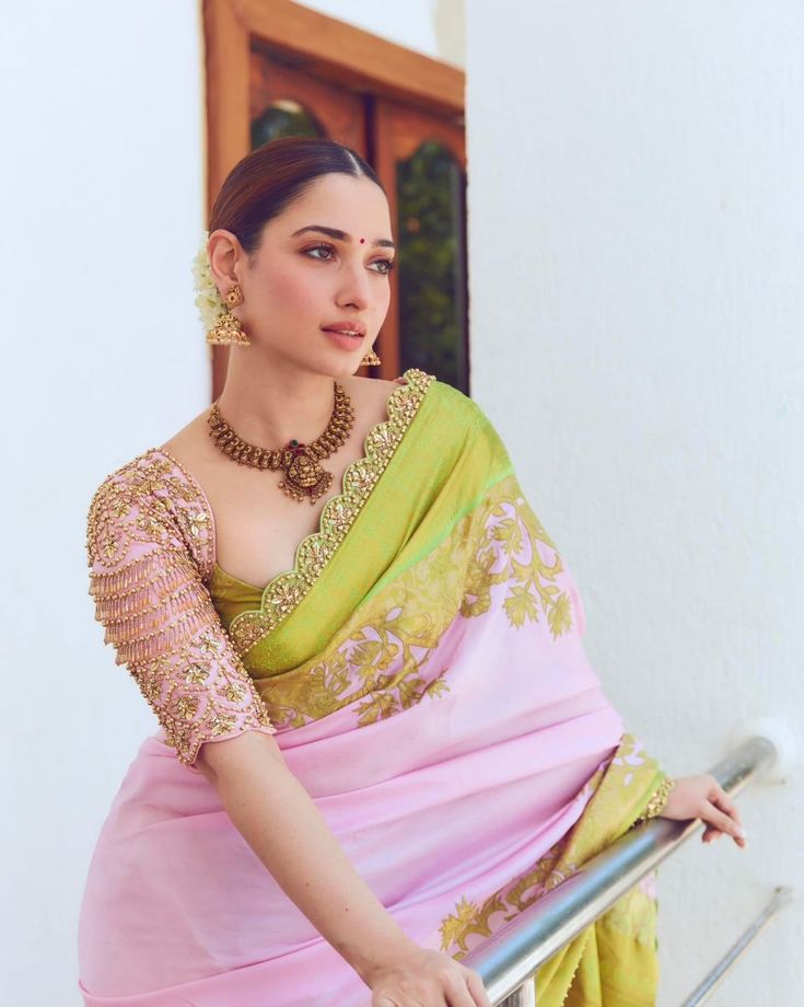 1402083 Actress Tamannaah Bhatia Glam Photoshoot