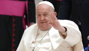 Pope Francis को आज मिलेगी अस्पताल से छुट्टी, दो महीने आराम की सलाह