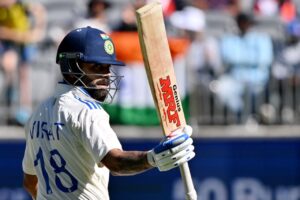 Virat Kohli को टेस्ट क्रिकेट से रिटायरमेंट नहीं लेनी चाहिए, आइये जानते है 5 बड़े कारण