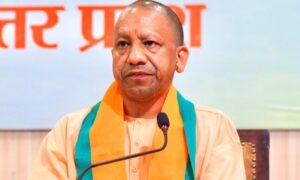 यूपी में प्रशासनिक फेरबदल, तरुण गाबा को लखनऊ की कमान