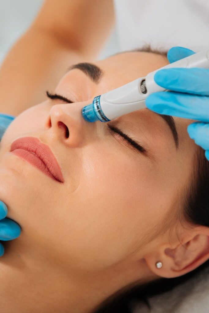 1403782 Hydra Facial