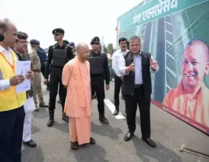 CM योगी ने Ganga Expressway के निर्माण कार्यों का किया निरीक्षण