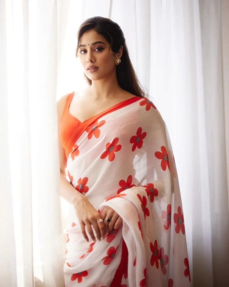 1404257 Floral Saree 229