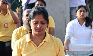प्राणायाम से मन को आराम, योग से शरीर को मजबूती