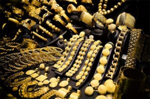 वित्त वर्ष 2025 में Gold का 41% रिटर्न, निवेशकों की पहली पसंद