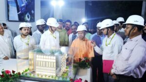 CM योगी ने BHU में स्वास्थ्य परियोजनाओं का किया निरीक्षण,  देश को जल्द मिलेगा तीसरा एजिंग सेंटर