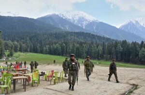 Pahalgam Terror Attack के बाद गृह मंत्रालय में उच्च स्तरीय बैठक जारी