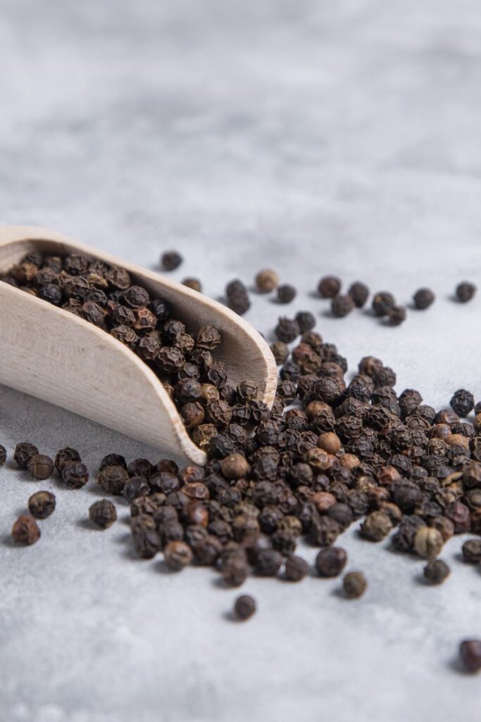 1405610 black pepper