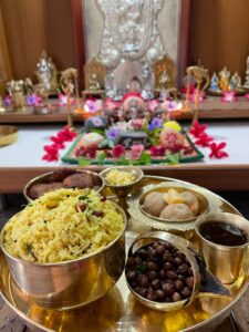 Akshay Tritiya 2025: अक्षय तृतीया के दिन डिनर में तैयार करें ये ट्रेडिशनल पकवान