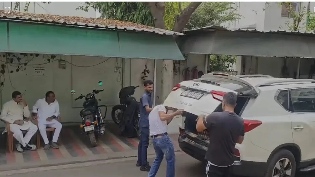 1406279 cbi raid567e3fe7f46dc5