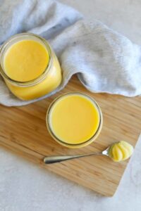 Ghee Benefits for Skin: त्वचा के लिए वरदान से कम नहीं है देसी घी, जानें फायदे