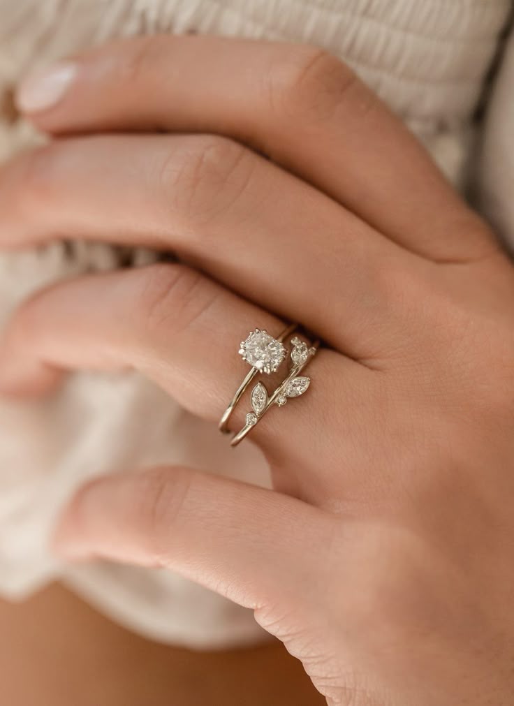 1406566 Petal Ring