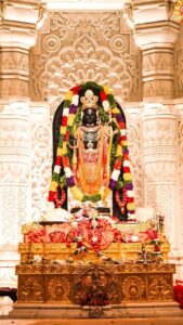 Ram Navami 2025: रामनवमी पर श्री राम के इन प्रसिद्ध मंदिरों में टेकें माथा