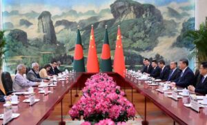 Bangladesh और China के बीच द्विपक्षीय वार्ता: Yunus और Xi ने की चर्चा
