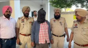 Punjab: फिरोजपुर में पुलिस और BSF की संयुक्त कार्रवाई, ढाई किलो हेरोइन बरामद