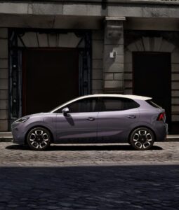 MG Windsor Essence EV, हाई टेक फीचर्स और 332 KM की रेंज, जानें कीमत
