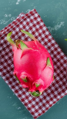 1408784 dragon fruit 2