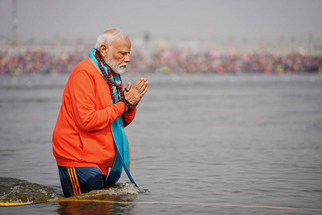 1409161 modi kumbh 12