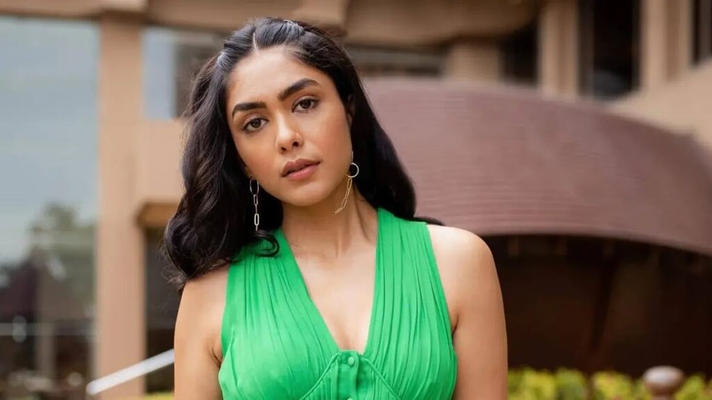 1409299 Mrunal Thakur Biography 2023 TheMoviesz com