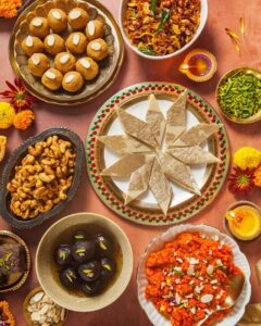 Must Try Indian Sweets: मीठे के हैं शौकीन, इन 8 भारतीय मिठाइयों को जरुर करें Taste