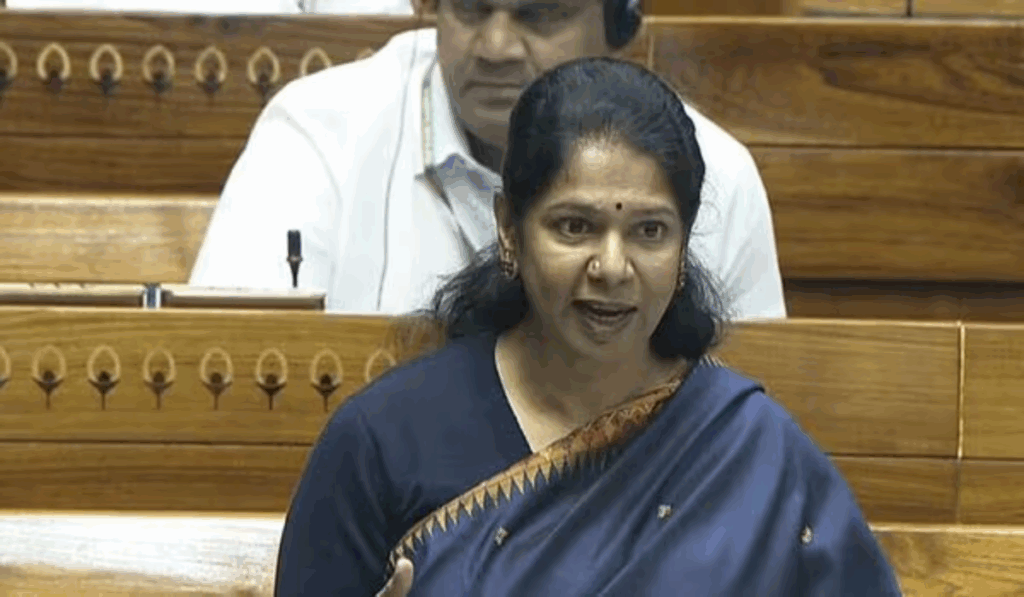 1443033 Kanimozhi Karunanidhi