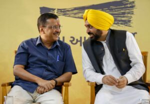 बठिंडा में किसान यूनियन का प्रदर्शन, केजरीवाल और भगवंत मान पर निशाना