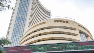 लाल निशान पर बंद हुआ भारतीय शेयर बाजार, Sensex 644 अंक लुढ़का