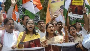 मुजफ्फरपुर में नाबालिग बच्ची के साथ दुष्कर्म, महिला राजद का पटना में आक्रोश मार्च