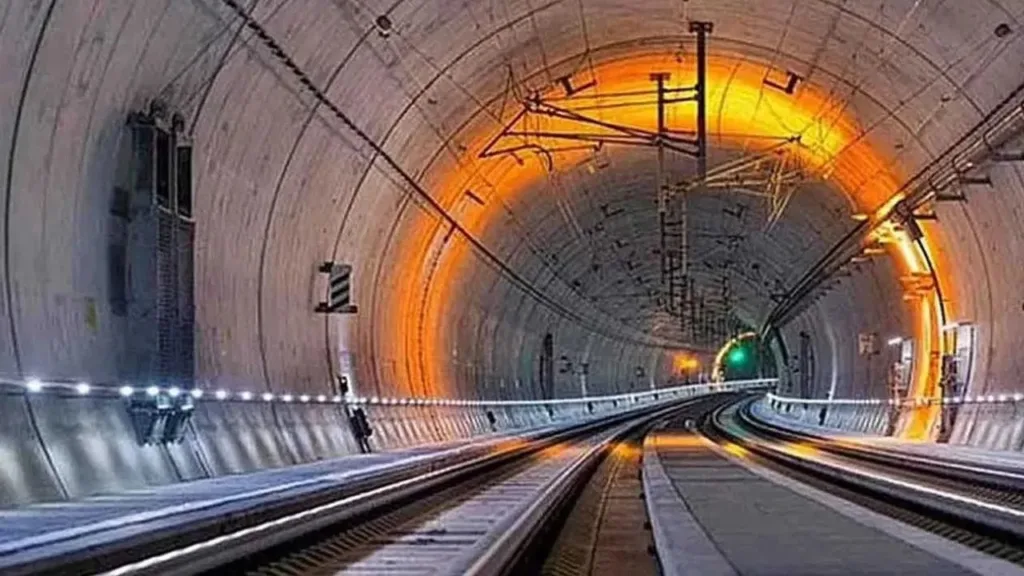 1444190 tunnel