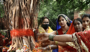 आज है वट सावित्री व्रत, जानें पूजा के शुभ मुहूर्त और विधि