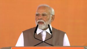 कानपुर दौरे पर PM मोदी,  47,600 करोड़ रुपए की  विकास परियोजनाओं की दी सौगात