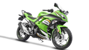सिर्फ 3.30 लाख में लॉन्च हुई Kawasaki NINJA 300, जानें क्या मिलेंगे फीचर