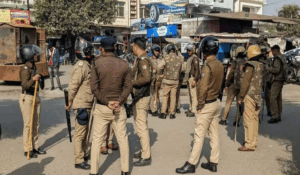 उदयपुर में दो समुदायों के बीच हिंसक झड़प, तलवारे चलने के बाद पूरे इलाके में सुरक्षाबल तैनात